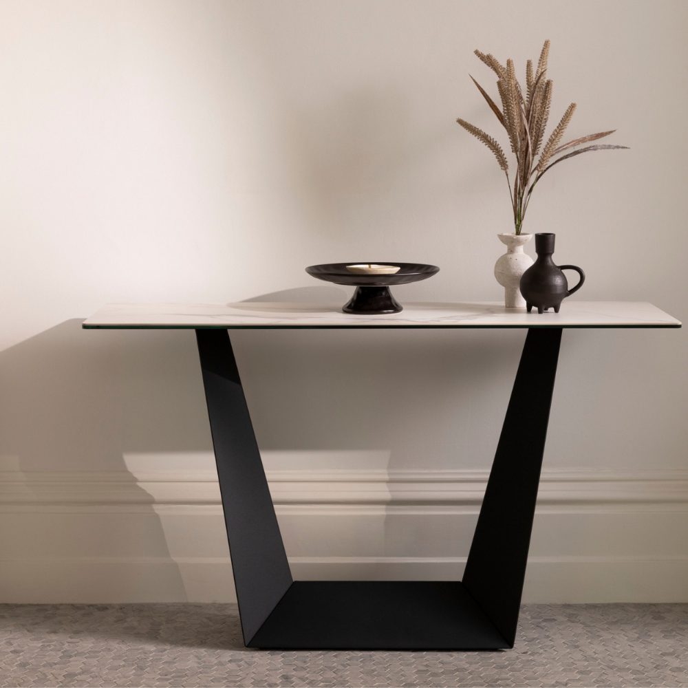 Simpolo Hall Table http://carlislefurnitureandbedding.au/