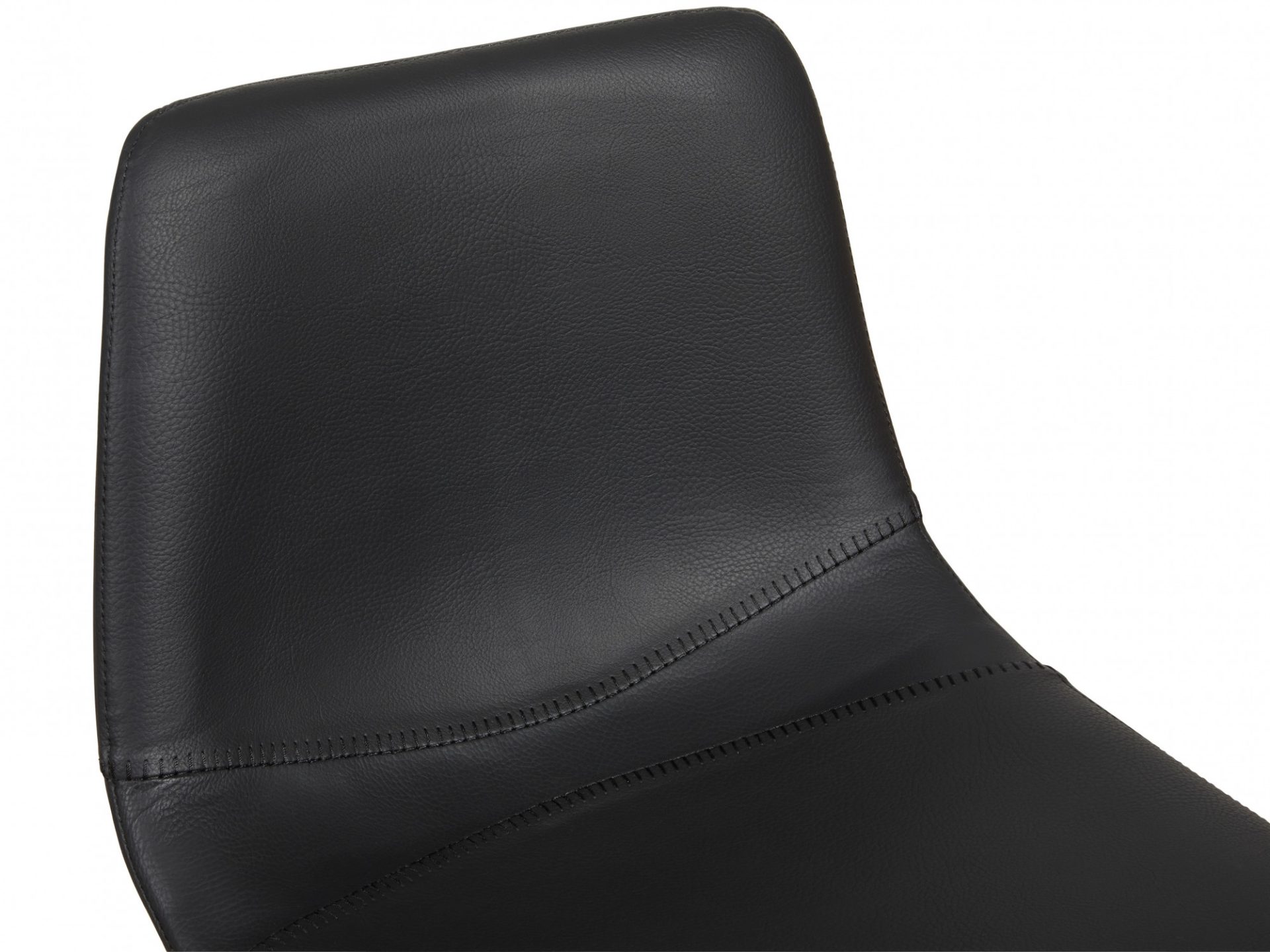 6692ec59b2a4e_6692ebd17acd0_HUG015-(6)-zoom