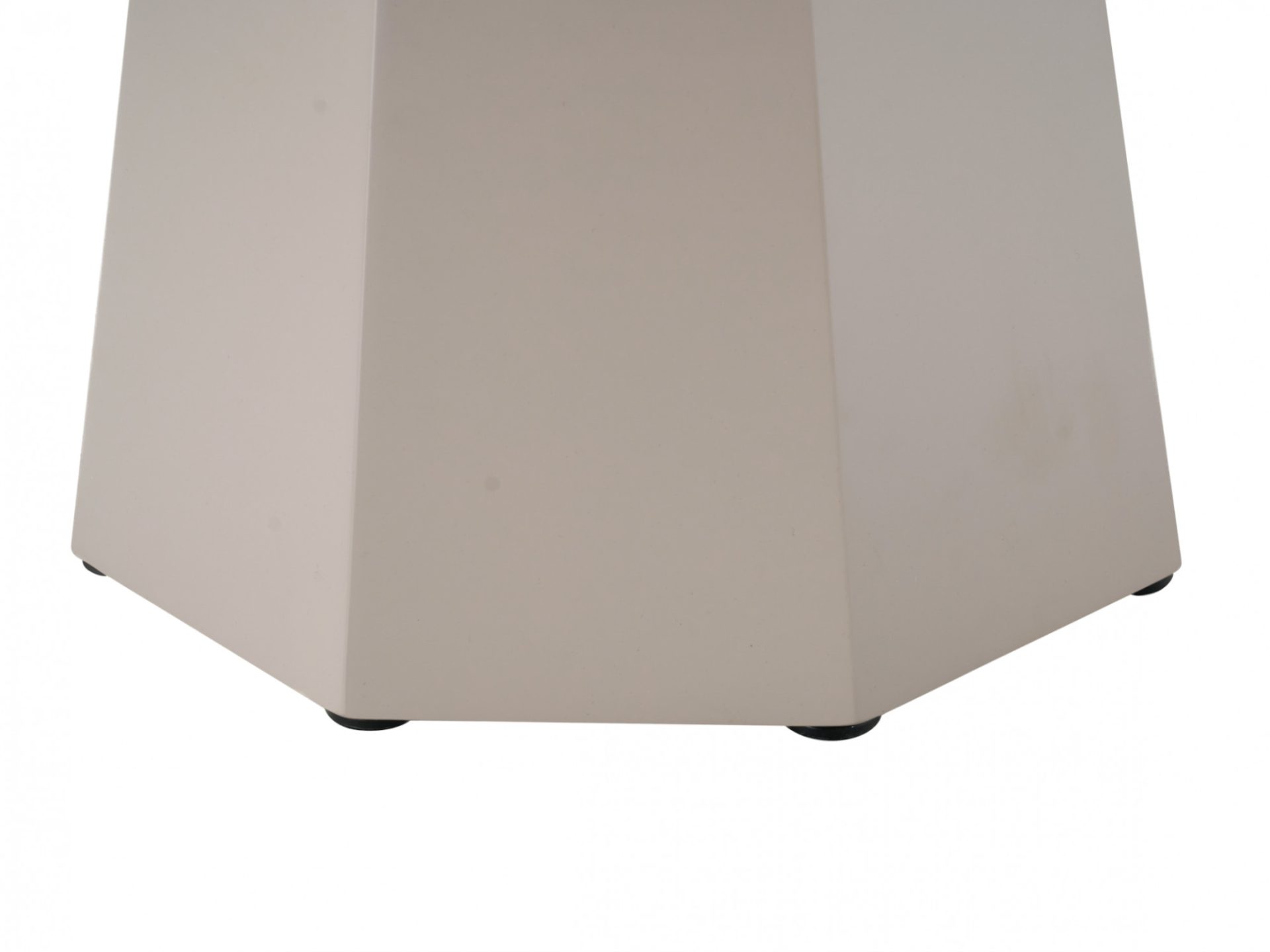 66c5a60d8b534_66c5a5c124660_MNT06-(3)-zoom