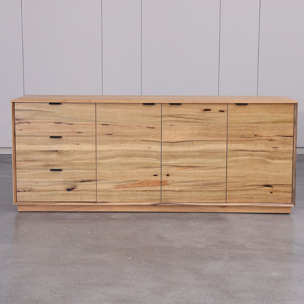 http://carlislefurnitureandbedding.au/
