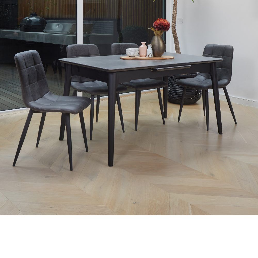 18 http://carlislefurnitureandbedding.au/