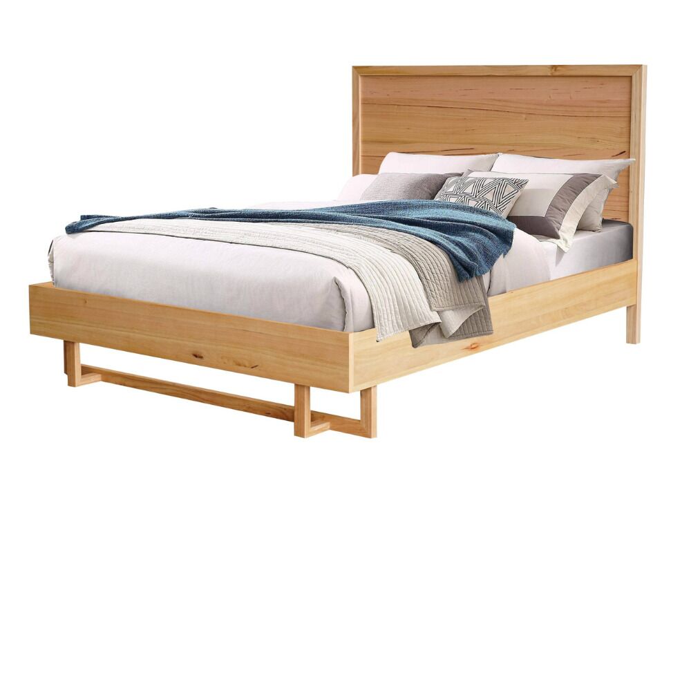 25 http://carlislefurnitureandbedding.au/